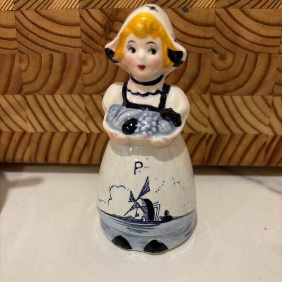 Vtg DELFT style Salt Pepper Shakers  & Sugar Dish Hand Painted Windmill JAPAN - Picture 5 of 13